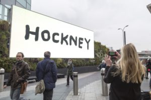 Билборд с картиной Дэвида Хокни, нарисованной на iPad