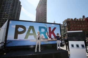 Американская наружная реклама демонстрирует экологический прогресс