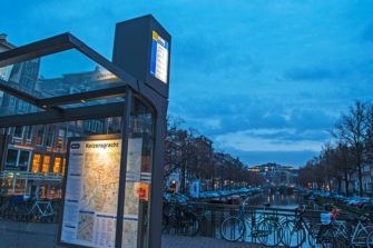 JCDecaux разместит малые соты Vivo на уличной мебели в Бразилии