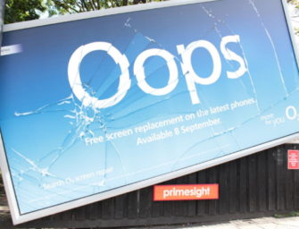 Оператор сотовой связи O2 продвигает услугу замены экрана «поврежденными» билбордами