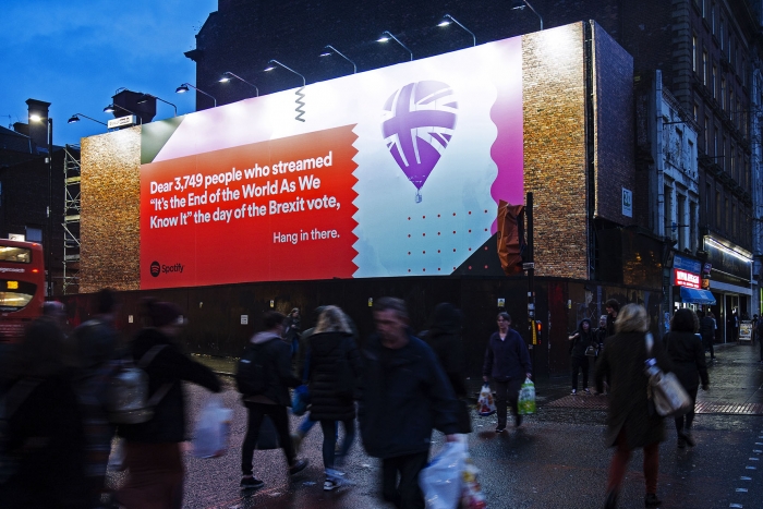 Spotify-User-Playlists-OOH-campaign