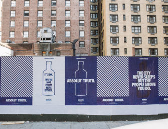 Absolut напомнил о себе жителям Нью-Йорка гиперлокальной OOH кампанией