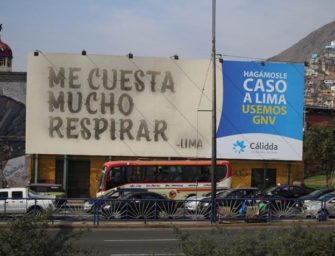 В Лиме выхлопные газы поставили на службу наружной рекламе
