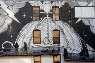 Gucci к Неделе моды в Нью-Йорке создал мурал в Сохо