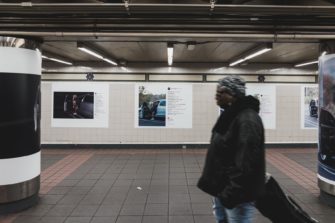 Канье Уэст обклеил нью-йоркскую подземку рекламой Yeezy Season 6