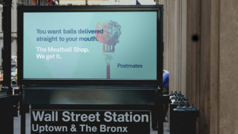 Минималистская кампания Postmates пытается впечатлить придирчивых жителей Нью-Йорка