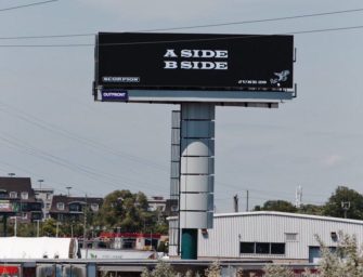 Дрейк рассказал о новом альбоме с помощью билбордов в Торонто