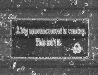 Сеть закусочных Arby’s создала наименьшую и крупнейшую в мире рекламу, чтобы рассказать о смене напитка в меню