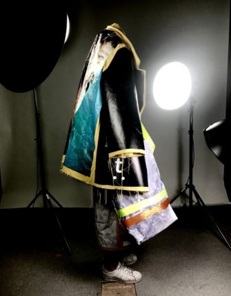 Ocean Outdoor создал коллекцию аксессуаров из старых рекламных постеров