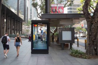 Mastercard рекламирует в Сингапуре современный способ оплаты проезда в общественном транспорте