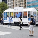 Twitter-Is-pop-up-candy-shop