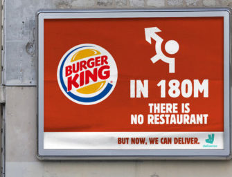 Burger King разместил указатели, которые никуда не ведут