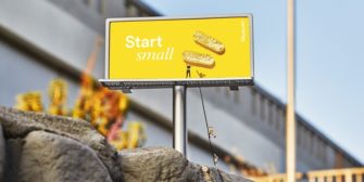 Крошечная наружная реклама витаминного бренда подталкивает начать здоровую жизнь с малого