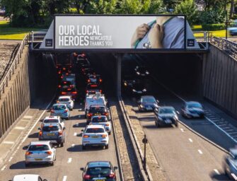 Социальная реклама Ocean Outdoor благодарит всех тех, кто на передовой борьбы с COVID-19