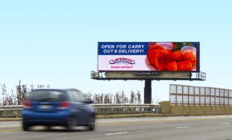 Кто сейчас продолжает размещать OOH рекламу в США