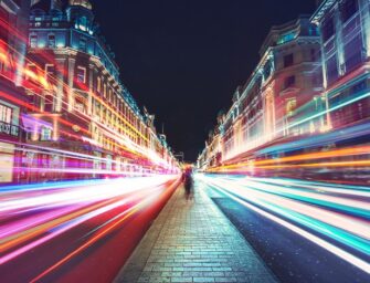 Posterscope предлагает клиентам в Великобритании размещение за два часа