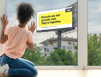 Как американское агентство обучает детей с помощью наружной рекламы и текста из семи слов
