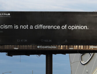 Twitter проводит в США кампанию против расизма