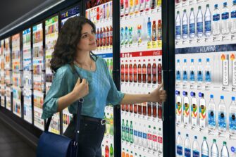 Verizon и Cooler Screens представили магазинную медиаплатформу нового поколения