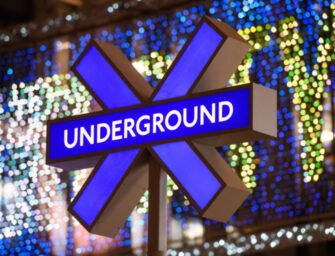 Sony PlayStation забрендировала лондонское метро