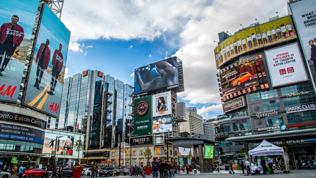 Yonge-Dundas Square