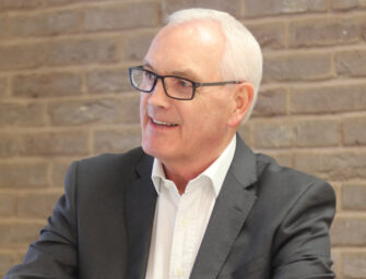 Том Годдард йде з посади голови правління Ocean Outdoor