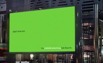 Агенція London Advertising оголосила в зовнішній рекламі про січневий розпродаж послуг