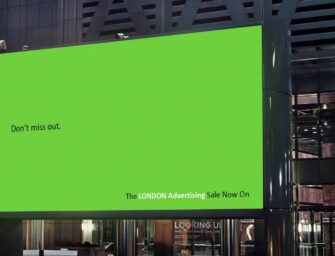 Агенція London Advertising оголосила в зовнішній рекламі про січневий розпродаж послуг