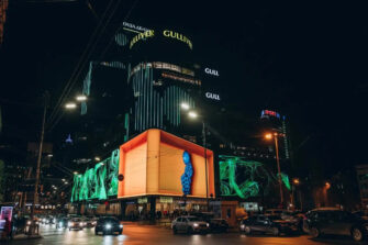 На ТРЦ Gulliver розмістили найбільший екран в Європі