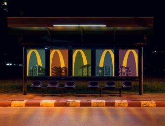 Social + OOH = любов