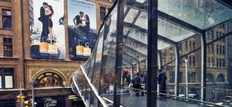 Шлях до купівлі: як DOOH-реклама змінює шопер-маркетинг виробників товарів повсякденного попиту