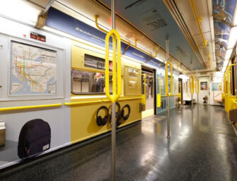 «Нью-Йорк таймс» шукає нових передплатників у підземці