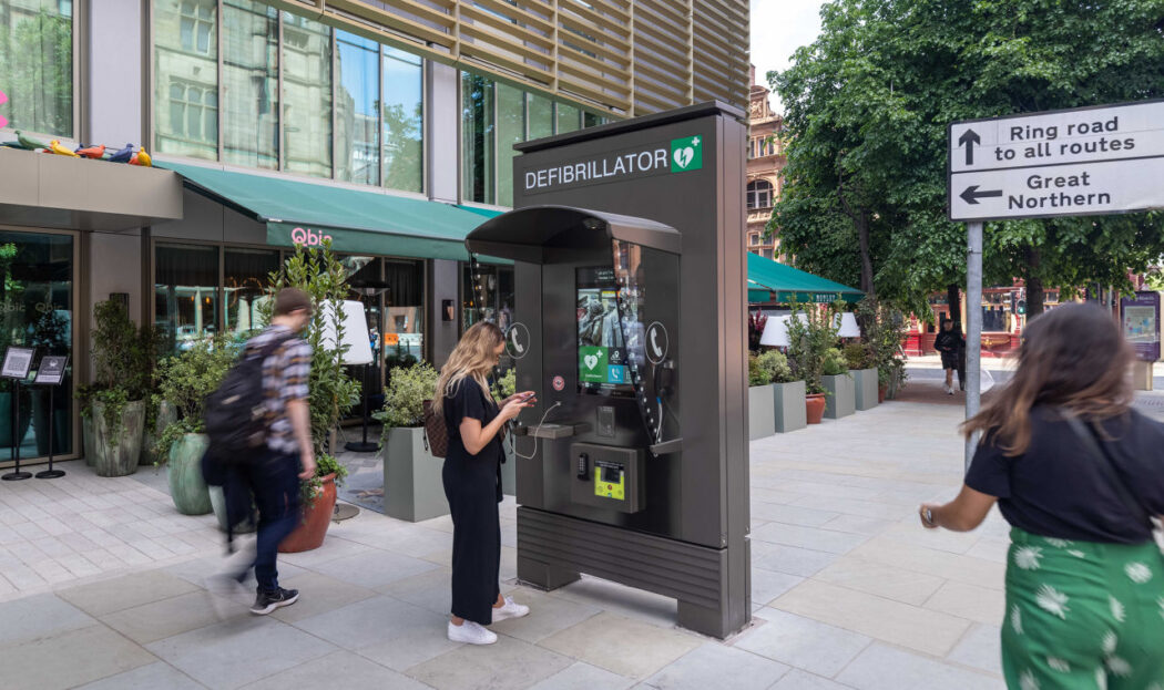 JCDecaux – Defibrillator _ Manchester_JohnDaltonStreet 4 (1)