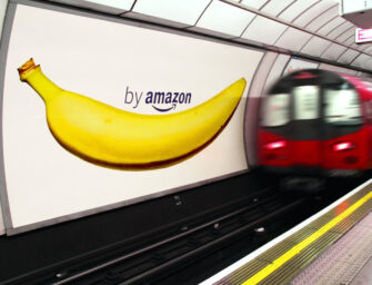 Amazon просуває у Великій Британії власний продовольчий асортимент за допомогою OOH-реклами